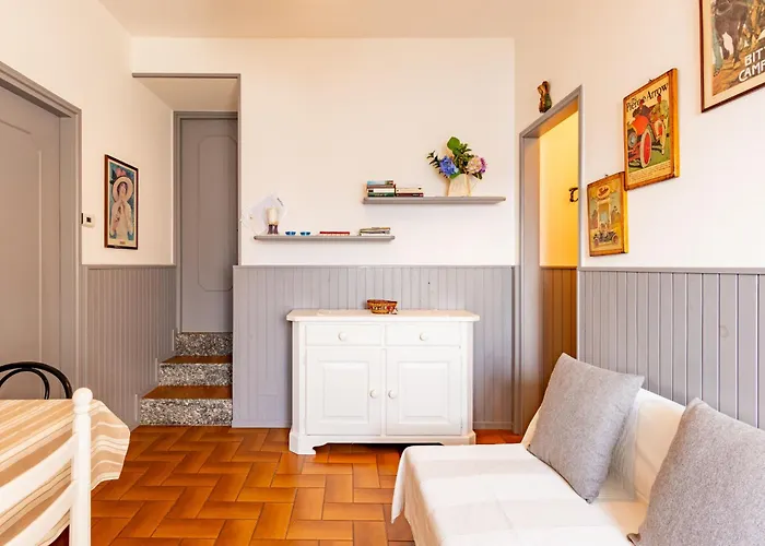Gaetano By Interhome Rezzonico