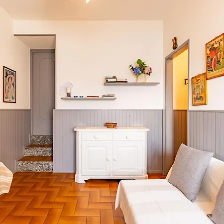 Gaetano By Interhome Rezzonico